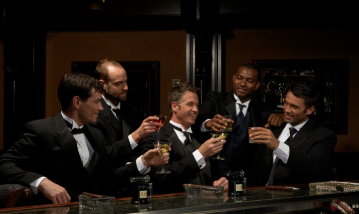 guys_toasting_at_bar-720x430.jpg